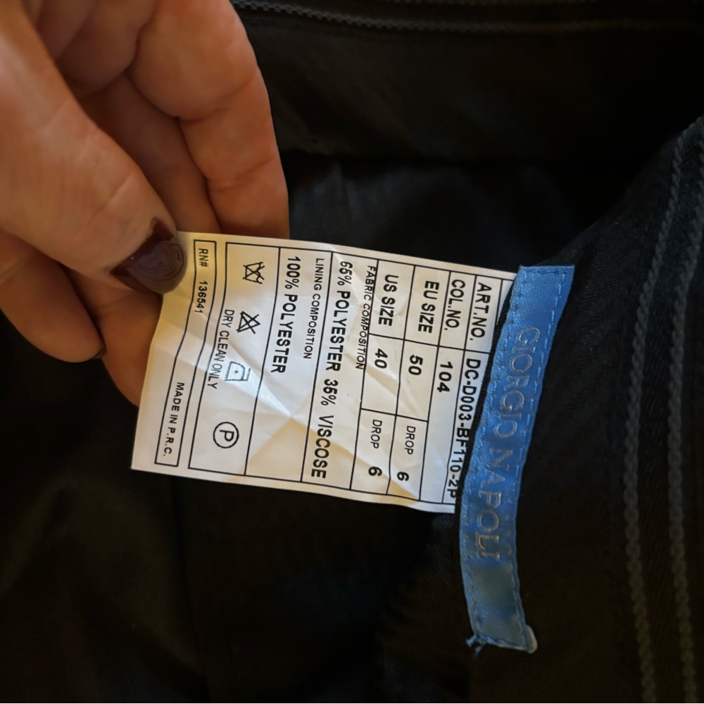 Men’s Giorgio Napoli Suit - Picture 5 of 5